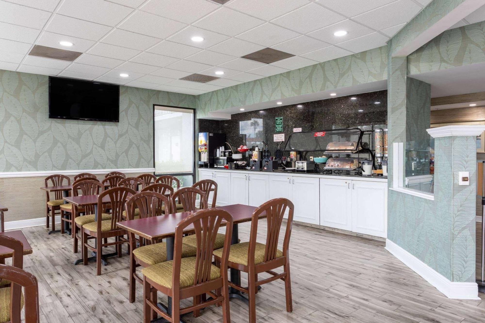מלון Ramada By Wyndham Altamonte Springs Near I-4 מראה חיצוני תמונה