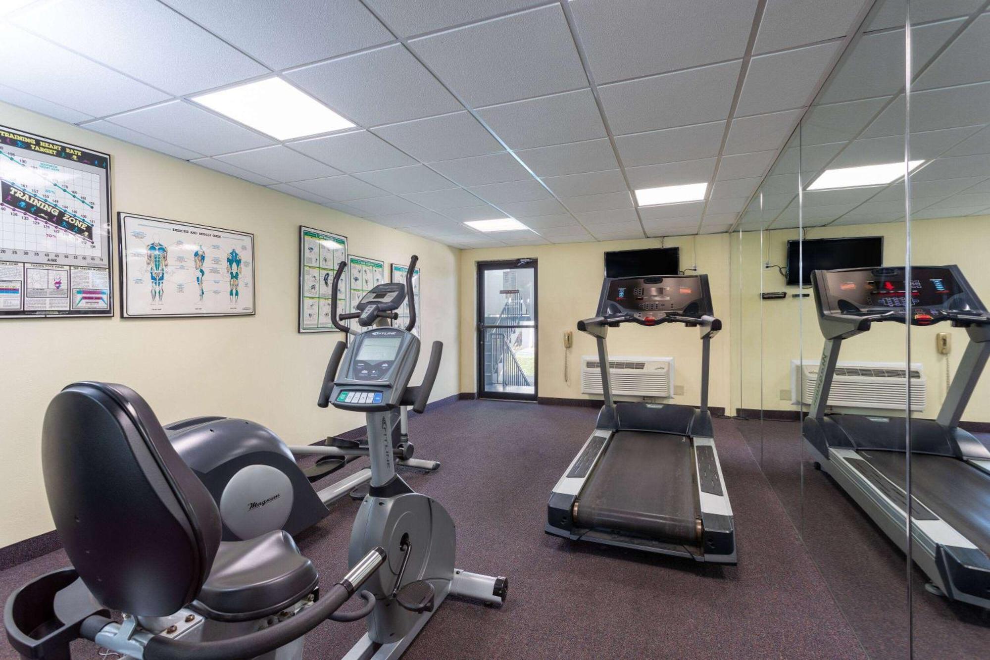 מלון Ramada By Wyndham Altamonte Springs Near I-4 מראה חיצוני תמונה