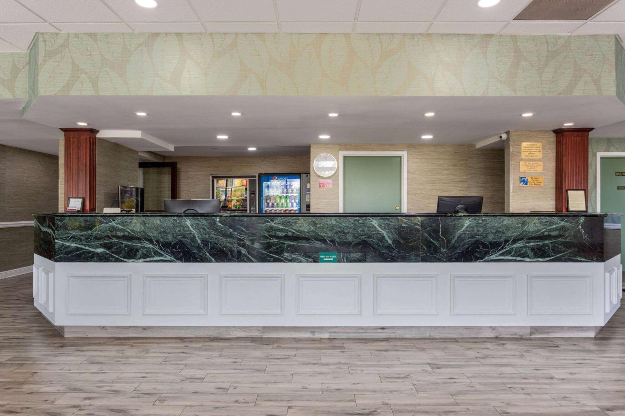 מלון Ramada By Wyndham Altamonte Springs Near I-4 מראה חיצוני תמונה